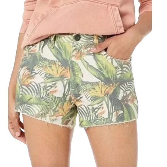 KUT from the KLOTH NWT Jane High Rise Fray Hem Shorts in Tropical Blossom - Picture 1 of 16
